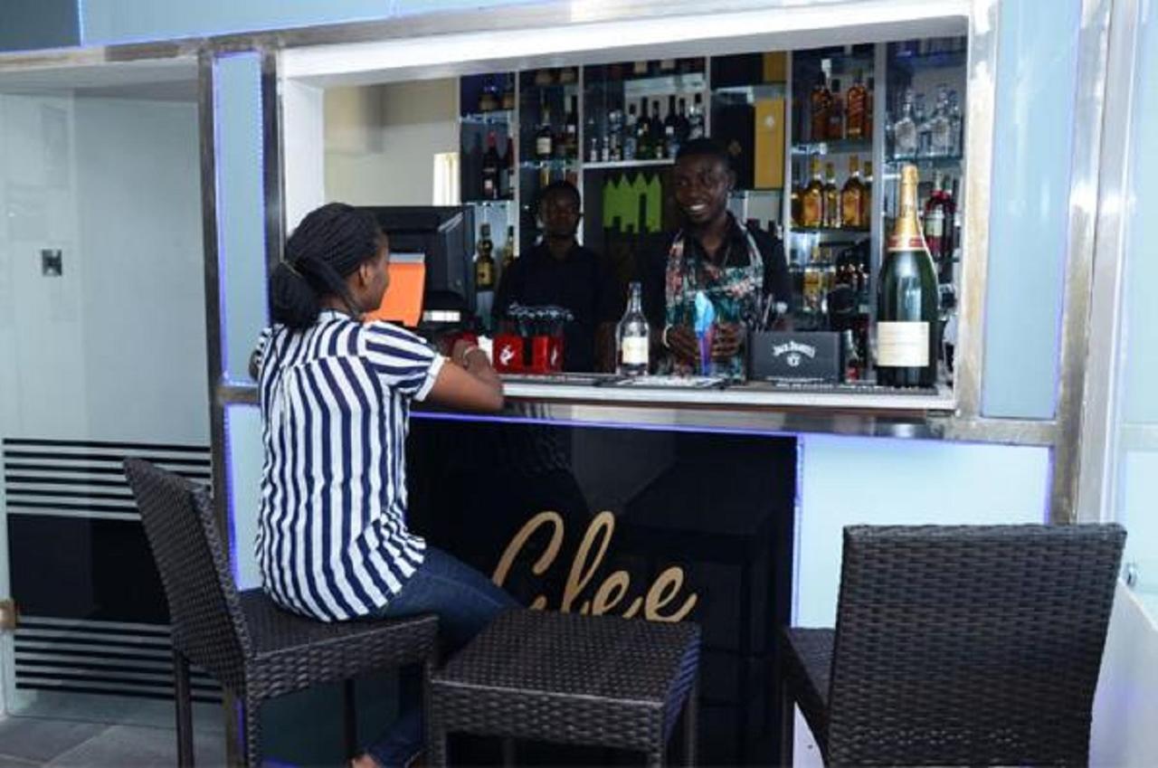 Glee Hotel Aliayabiagba المظهر الخارجي الصورة