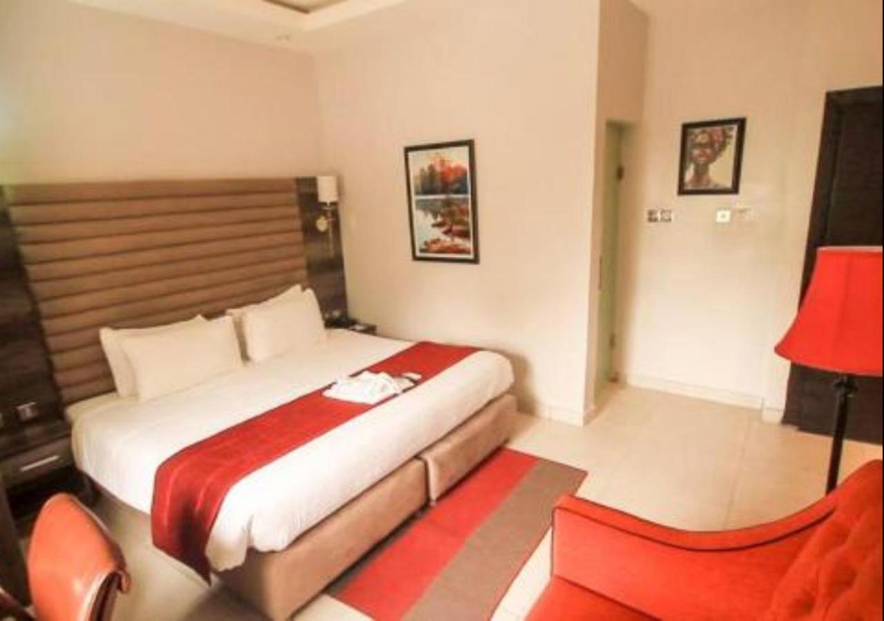 Glee Hotel Aliayabiagba المظهر الخارجي الصورة
