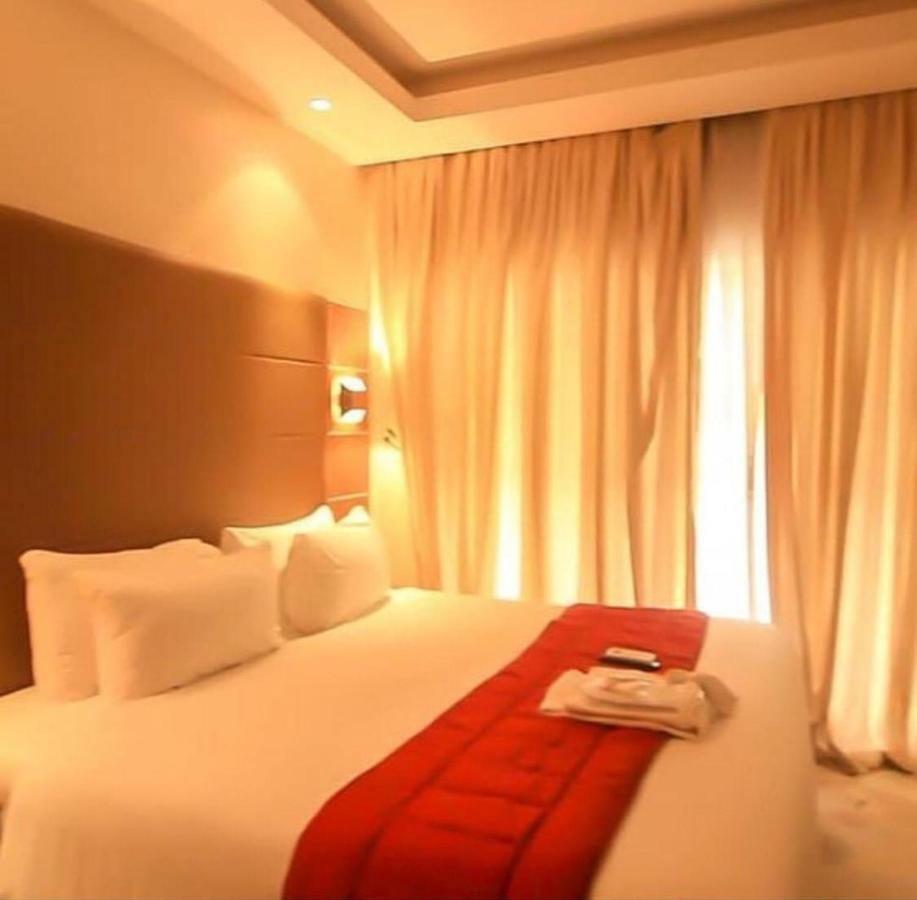 Glee Hotel Aliayabiagba المظهر الخارجي الصورة