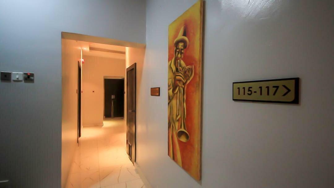 Glee Hotel Aliayabiagba المظهر الخارجي الصورة