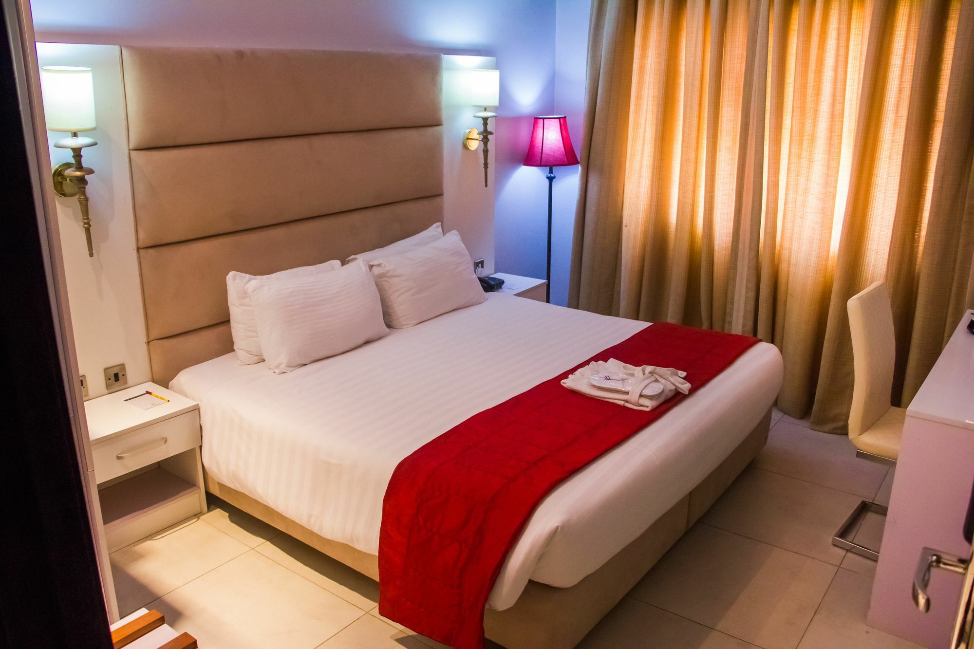 Glee Hotel Aliayabiagba المظهر الخارجي الصورة
