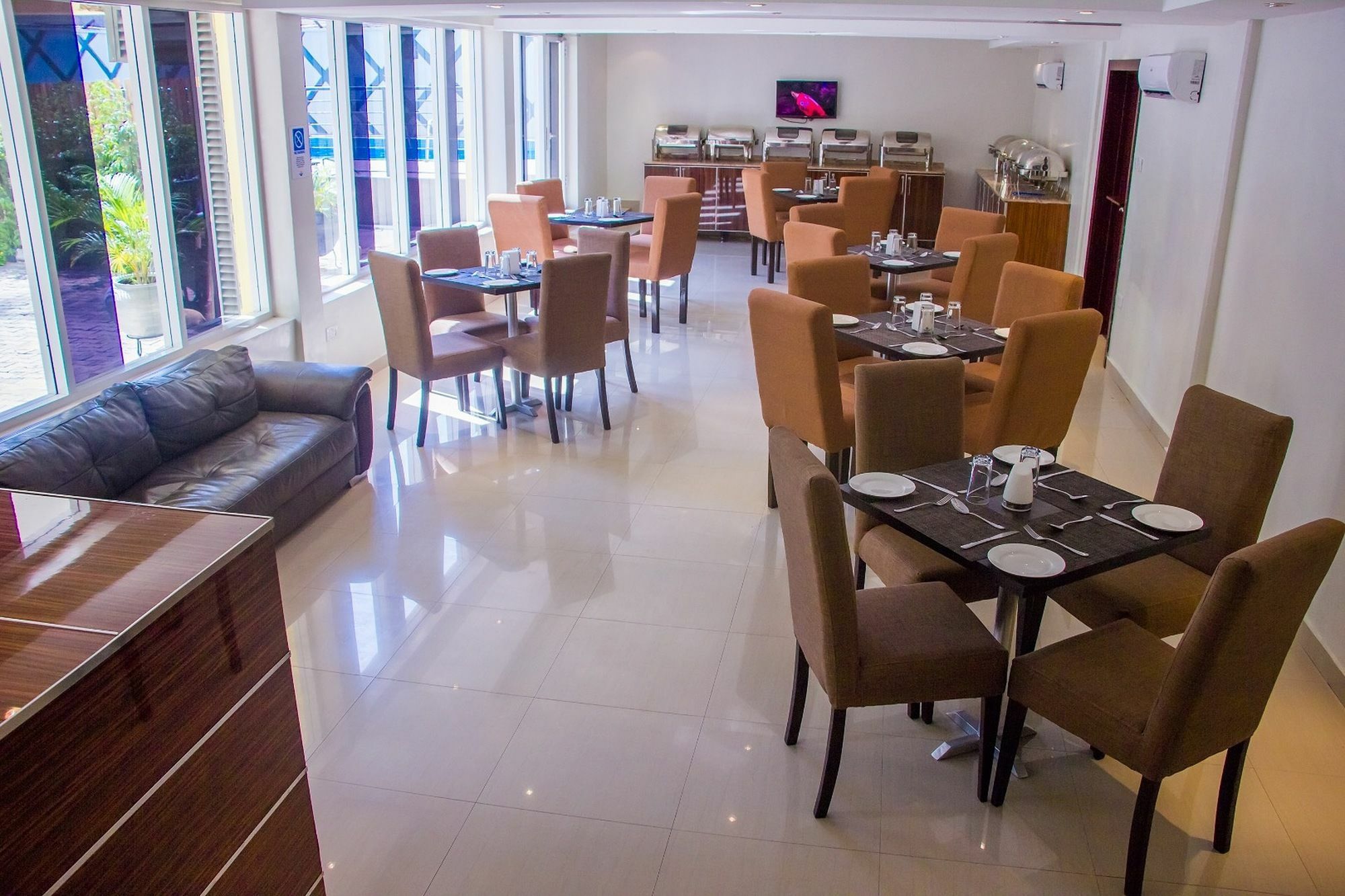 Glee Hotel Aliayabiagba المظهر الخارجي الصورة