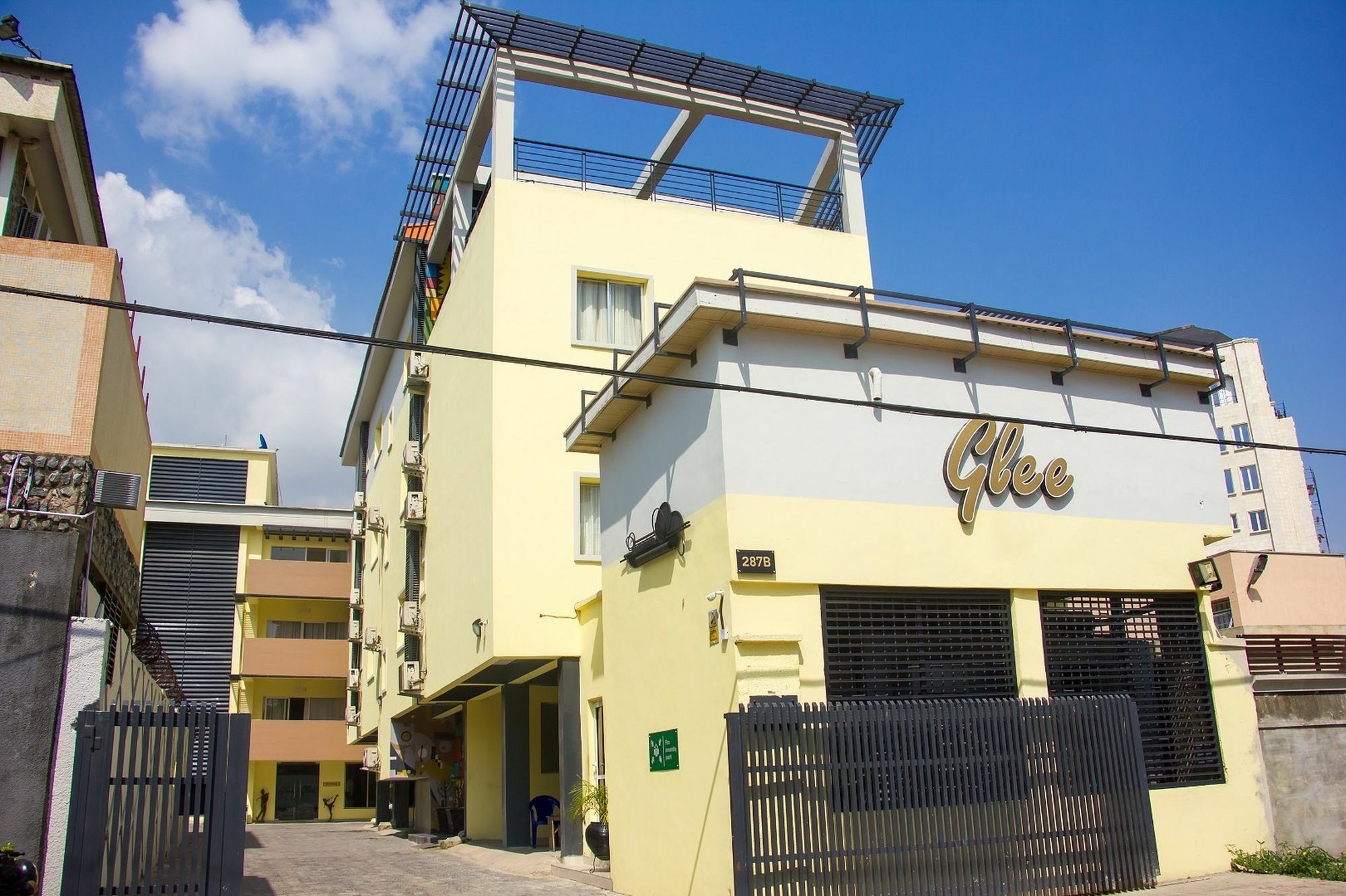 Glee Hotel Aliayabiagba المظهر الخارجي الصورة
