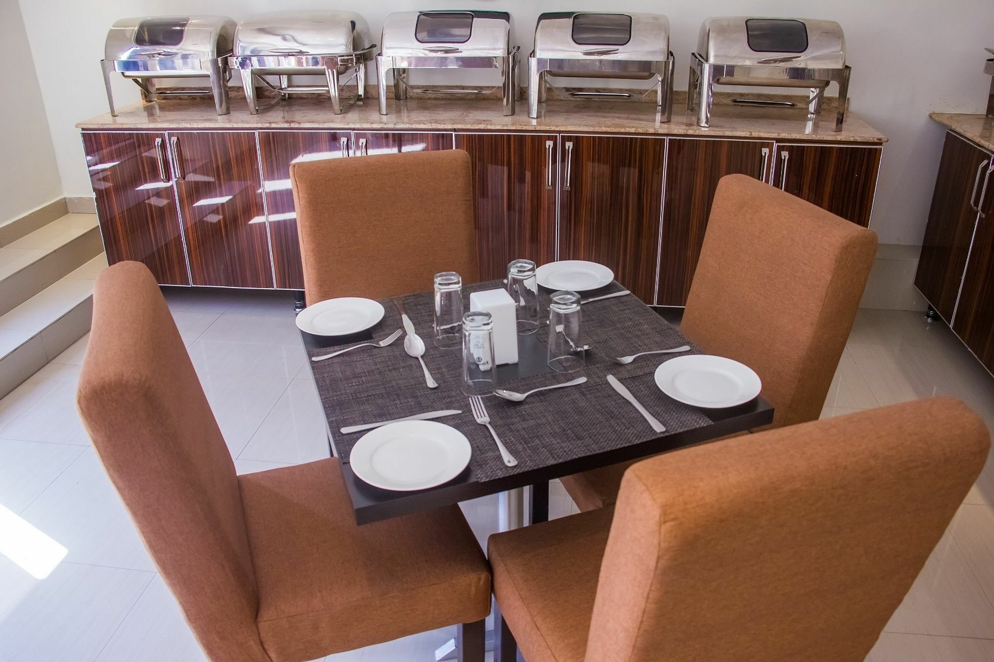 Glee Hotel Aliayabiagba المظهر الخارجي الصورة